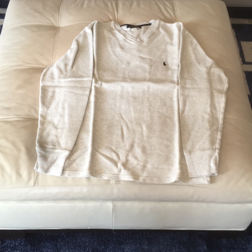Men’s waffle knit v-neck shirt